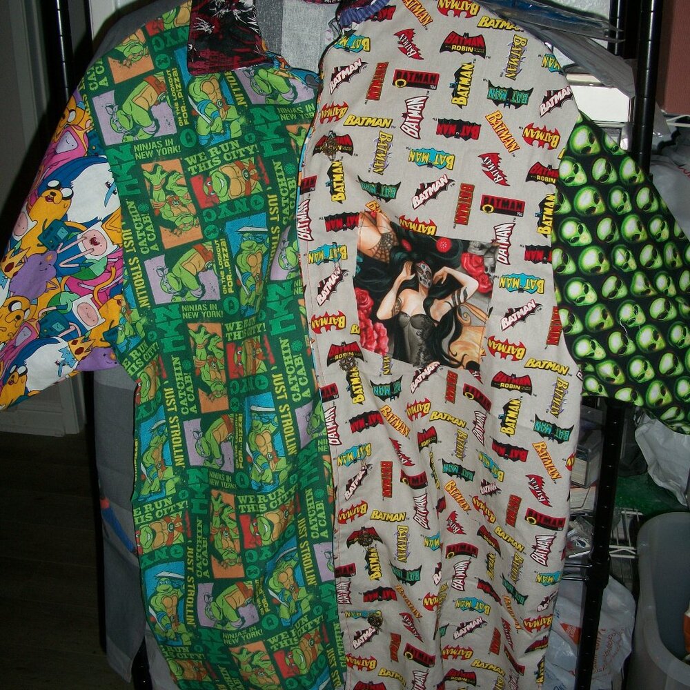 Large 10 Fabric Mens Shirt-Very Unique!!!